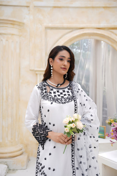 LYRA – Viscose Embroidered 3Pc Suit